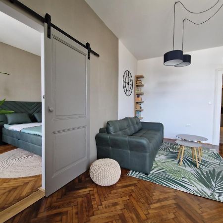 Ferienwohnung Citygem - Just Perfect For Two Pula Exterior foto